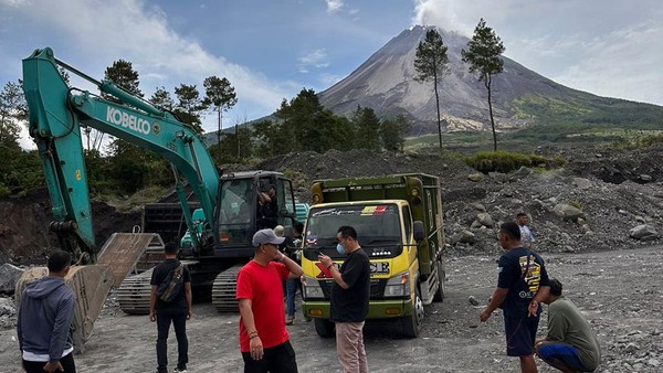 Tambang Ilegal di Lereng Merapi Bernilai Rp3 Triliun